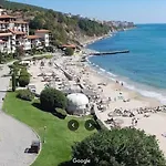 къща на брега на морето влас, Garden Of Eden سفيتي فلاس