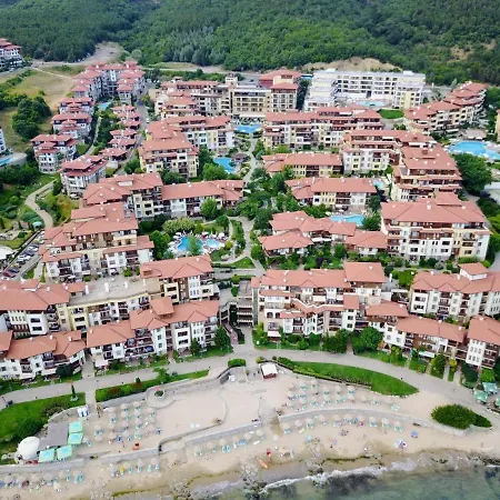 Apartamento къща на брега на морето влас, Garden Of Eden *